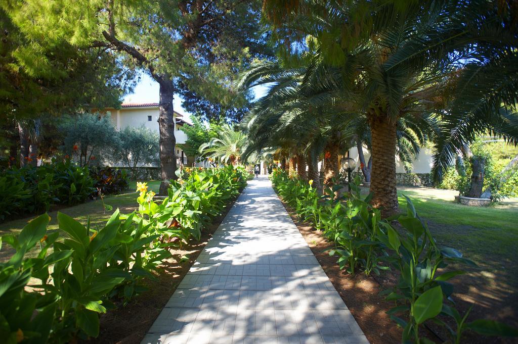 Portes Beach Hotel Néa Potídea Kültér fotó