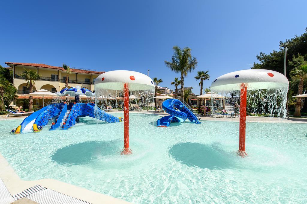 Portes Beach Hotel Néa Potídea Kültér fotó