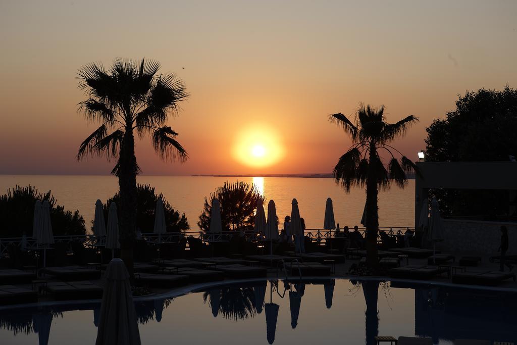 Portes Beach Hotel Néa Potídea Kültér fotó