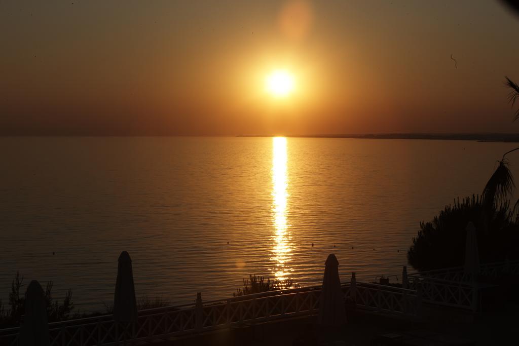 Portes Beach Hotel Néa Potídea Kültér fotó
